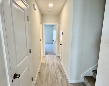 5094 Rain Shadow Drive - Photo Thumbnail 11
