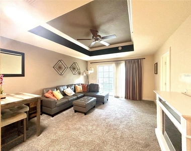1310 Seven Eagles Court - Photo Thumbnail 2