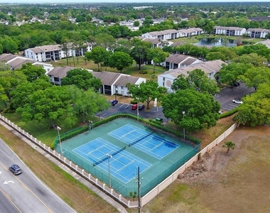 8203 Sun Spring Circle - Photo Thumbnail 17