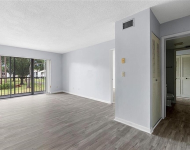 8203 Sun Spring Circle - Photo Thumbnail 9