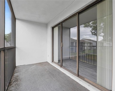 8203 Sun Spring Circle - Photo Thumbnail 13