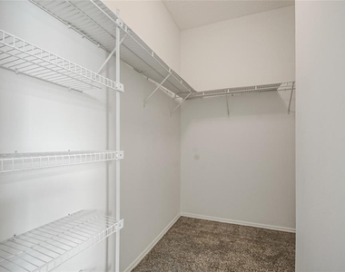 2454 Southern Oak Street - Photo Thumbnail 21