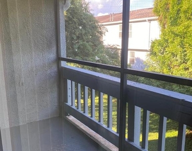 4749 S Texas Avenue - Photo Thumbnail 11