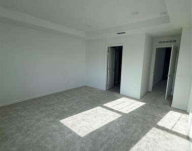 13007 Tollcross Way - Photo Thumbnail 22