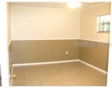 2218 Amherst - Photo Thumbnail 6