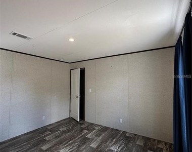 618 1 St Street - Photo Thumbnail 10