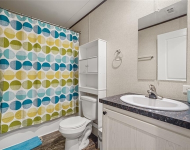 618 1 St Street - Photo Thumbnail 18