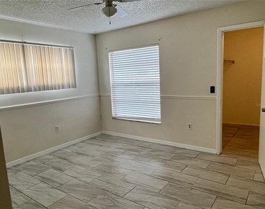 1198 Calanda Ave - Photo Thumbnail 13