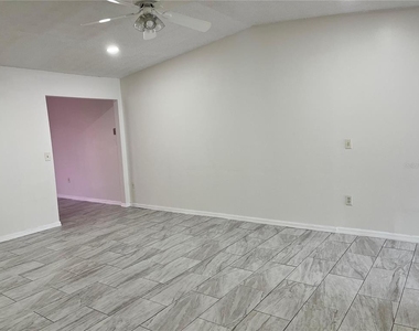 1198 Calanda Ave - Photo Thumbnail 3