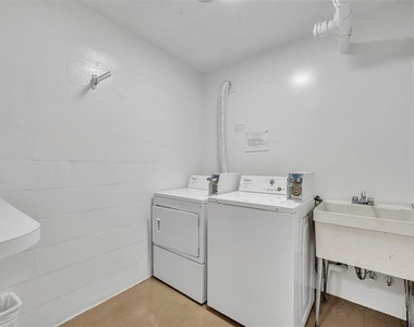 2900 N Atlantic Avenue Nw - Photo Thumbnail 26