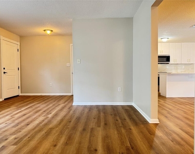 1602 Leslie Drive - Photo Thumbnail 1