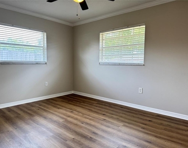 1602 Leslie Drive - Photo Thumbnail 20