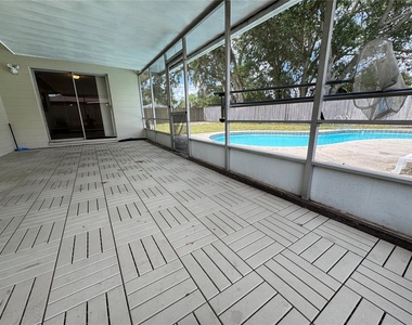 1602 Leslie Drive - Photo Thumbnail 24