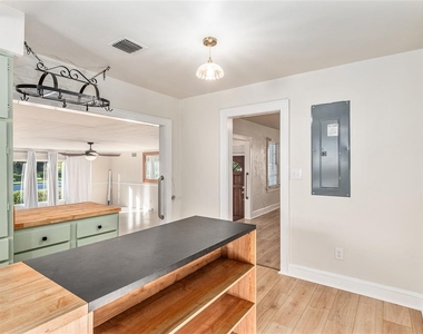123 Se 1st Street - Photo Thumbnail 31