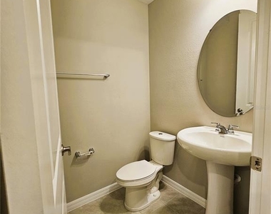 14387 Braemar Street - Photo Thumbnail 5