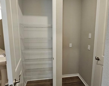 14387 Braemar Street - Photo Thumbnail 6