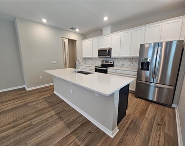 14387 Braemar Street - Photo Thumbnail 4