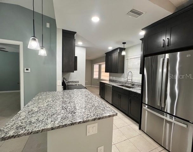 11969 Xavier Avenue - Photo Thumbnail 4