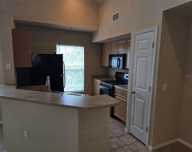 5601 Rosehill Road - Photo Thumbnail 5