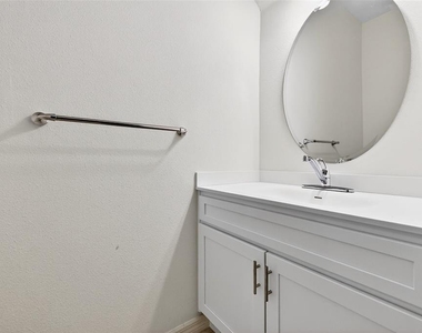 8667 Canyon Creek Trail - Photo Thumbnail 23