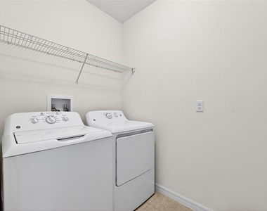 8667 Canyon Creek Trail - Photo Thumbnail 17