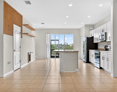 8667 Canyon Creek Trail - Photo Thumbnail 1