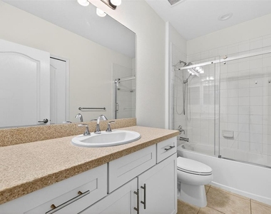 8667 Canyon Creek Trail - Photo Thumbnail 13