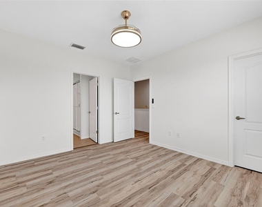 8667 Canyon Creek Trail - Photo Thumbnail 14