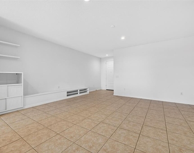 8667 Canyon Creek Trail - Photo Thumbnail 6