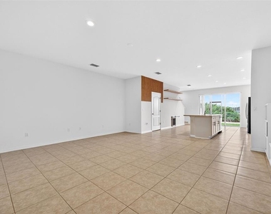 8667 Canyon Creek Trail - Photo Thumbnail 3