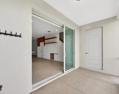 8667 Canyon Creek Trail - Photo Thumbnail 25