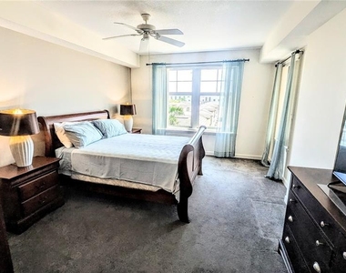 750 N Tamiami Trail - Photo Thumbnail 9