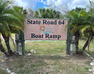 716 32nd Street Court E - Photo Thumbnail 2