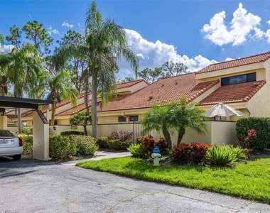 5332 Huntingwood Court - Photo Thumbnail 7