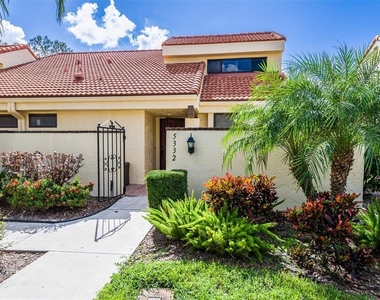 5332 Huntingwood Court - Photo Thumbnail 8