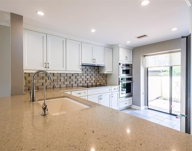 5332 Huntingwood Court - Photo Thumbnail 19