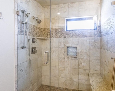 5332 Huntingwood Court - Photo Thumbnail 11