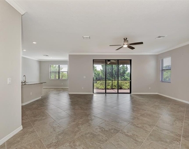 10113 Fiddlewood Drive - Photo Thumbnail 23