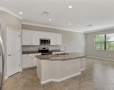 10113 Fiddlewood Drive - Photo Thumbnail 16