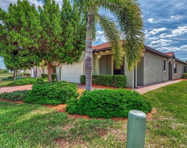 10113 Fiddlewood Drive - Photo Thumbnail 2