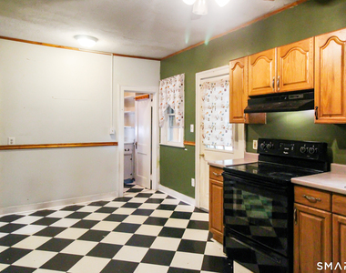 32 Ingraham Place - Photo Thumbnail 7