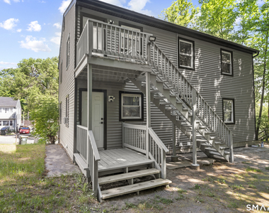 22 Irving Place - Photo Thumbnail 15