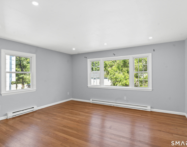 22 Irving Place - Photo Thumbnail 9