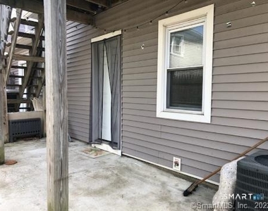 151-153 Alexander Avenue - Photo Thumbnail 7