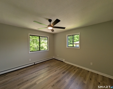 267 Beaver Street - Photo Thumbnail 3
