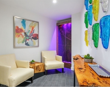 200 W Sahara Avenue - Photo Thumbnail 7