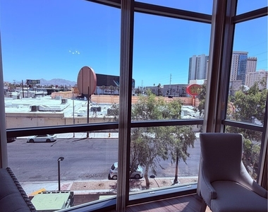 200 W Sahara Avenue - Photo Thumbnail 17