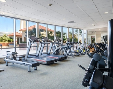 200 W Sahara Avenue - Photo Thumbnail 9