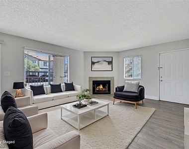 1575 W Warm Springs Road - Photo Thumbnail 3