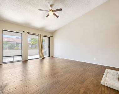 3143 Sonata Drive - Photo Thumbnail 2